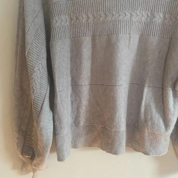 Elie Tahari Gray Mock Neck Sweater - Picture 11 of 15